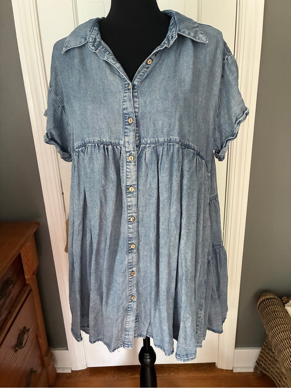 Women's Asymmetrical Denim Button-Front Dress - Light Blue